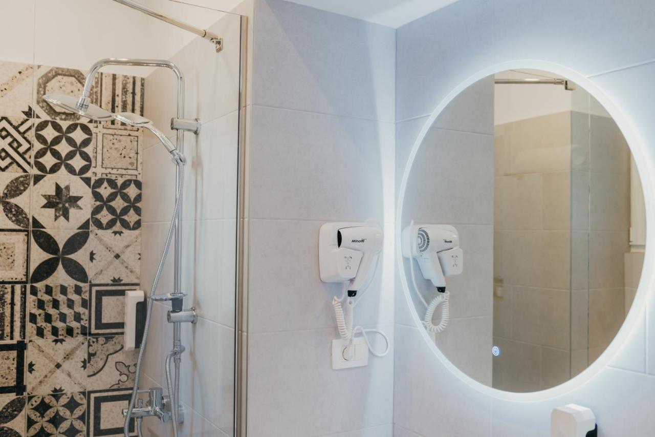 Poppy Downtown Suites Sarajevo Saraievo Exterior foto